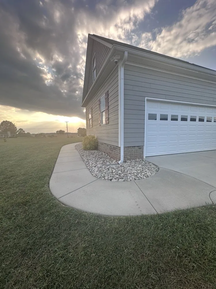 Affordable lawn care service for year-round maintenance across Elkin, NC - R&H Landscaping and Grading