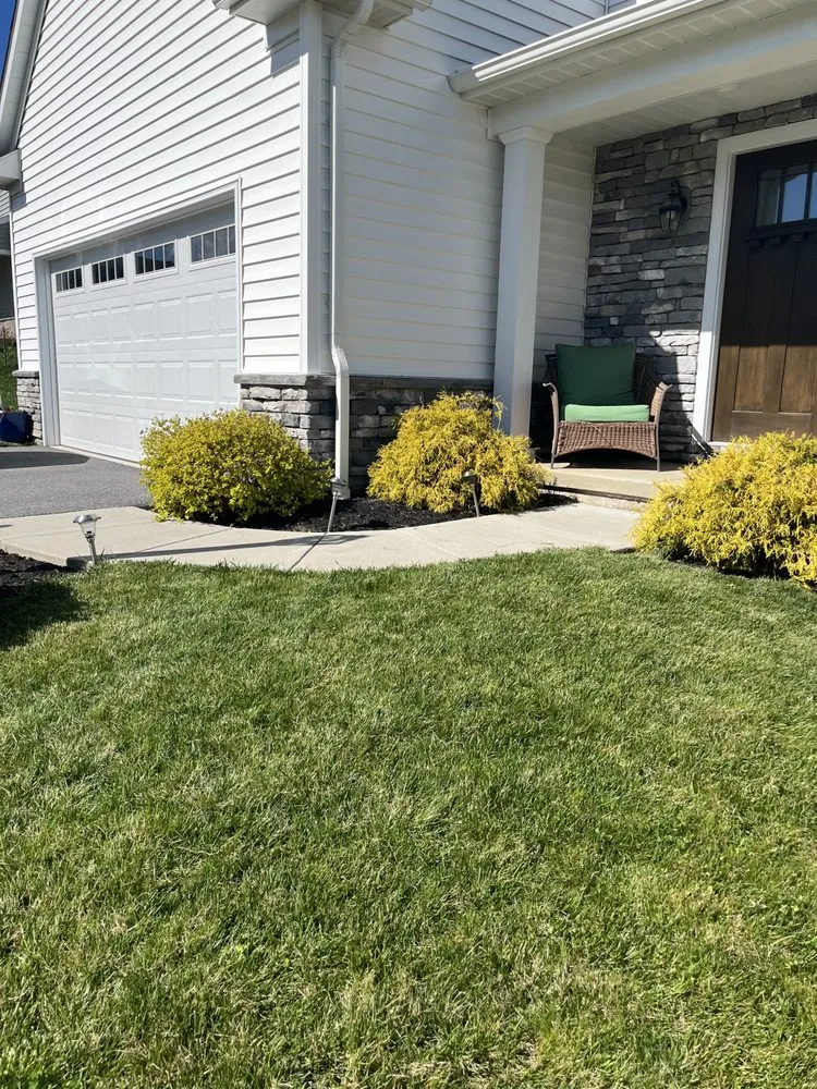 Reliable garden landscaping in Lemoyne, PA - R&H Landscaping Services