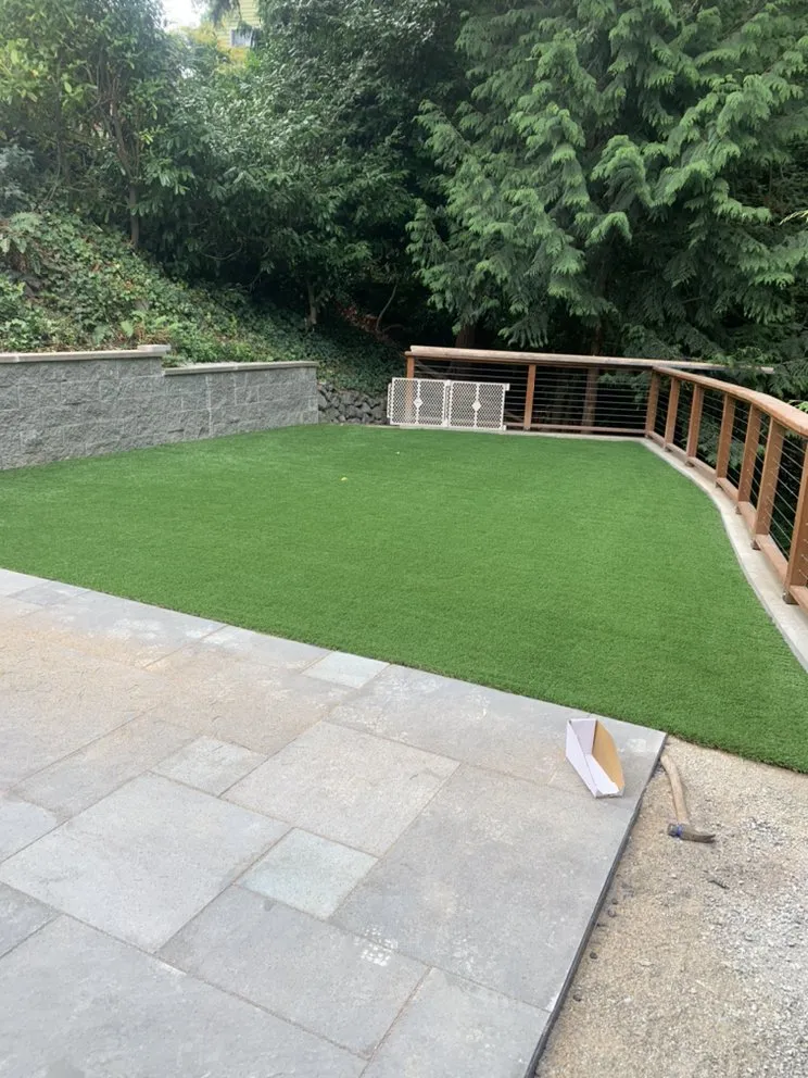 Professional lawn mowing service experts serving Everett, WA - RH Quality Landscaping