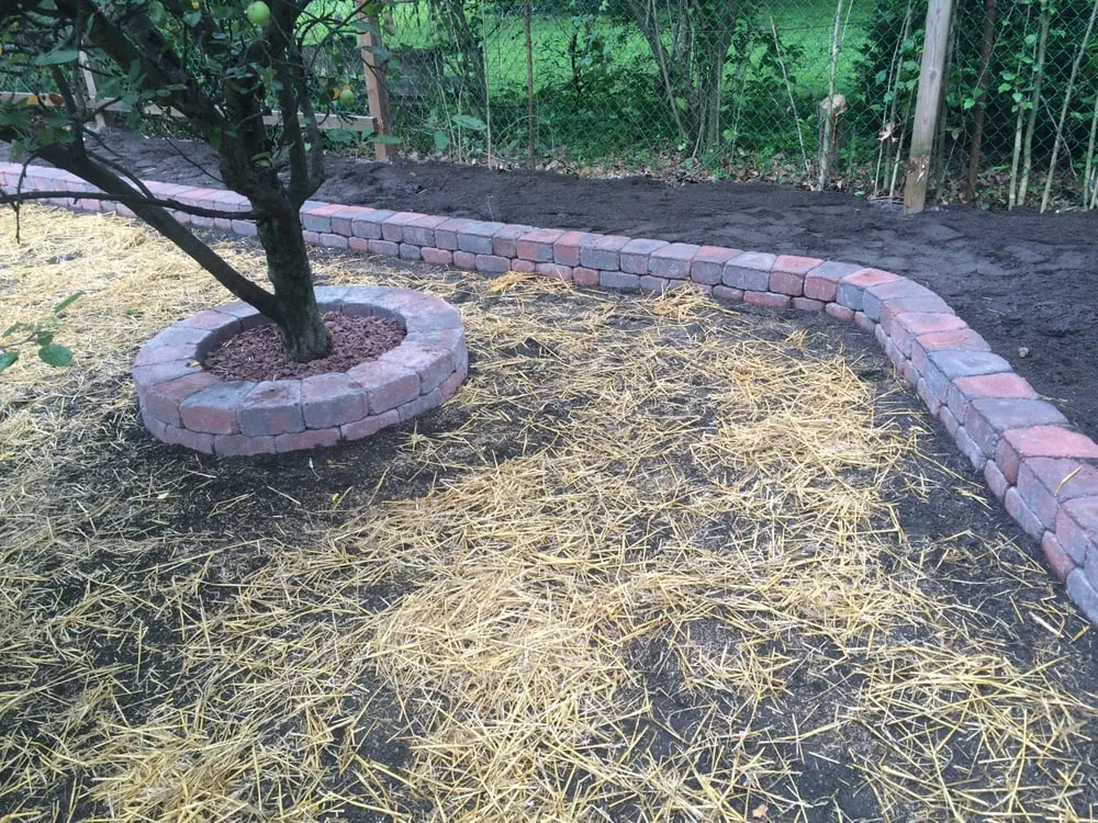 Custom outdoor landscaping in Chatham, NJ - RH Services