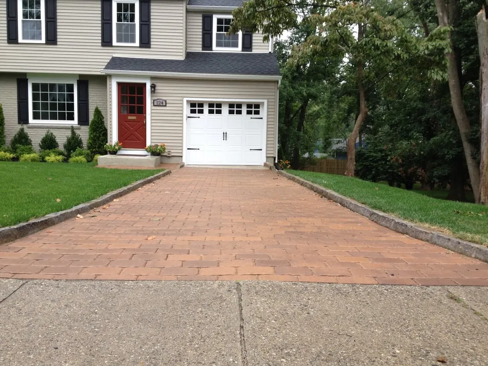 Trusted yard maintenance experts serving Chatham, NJ - RH Services