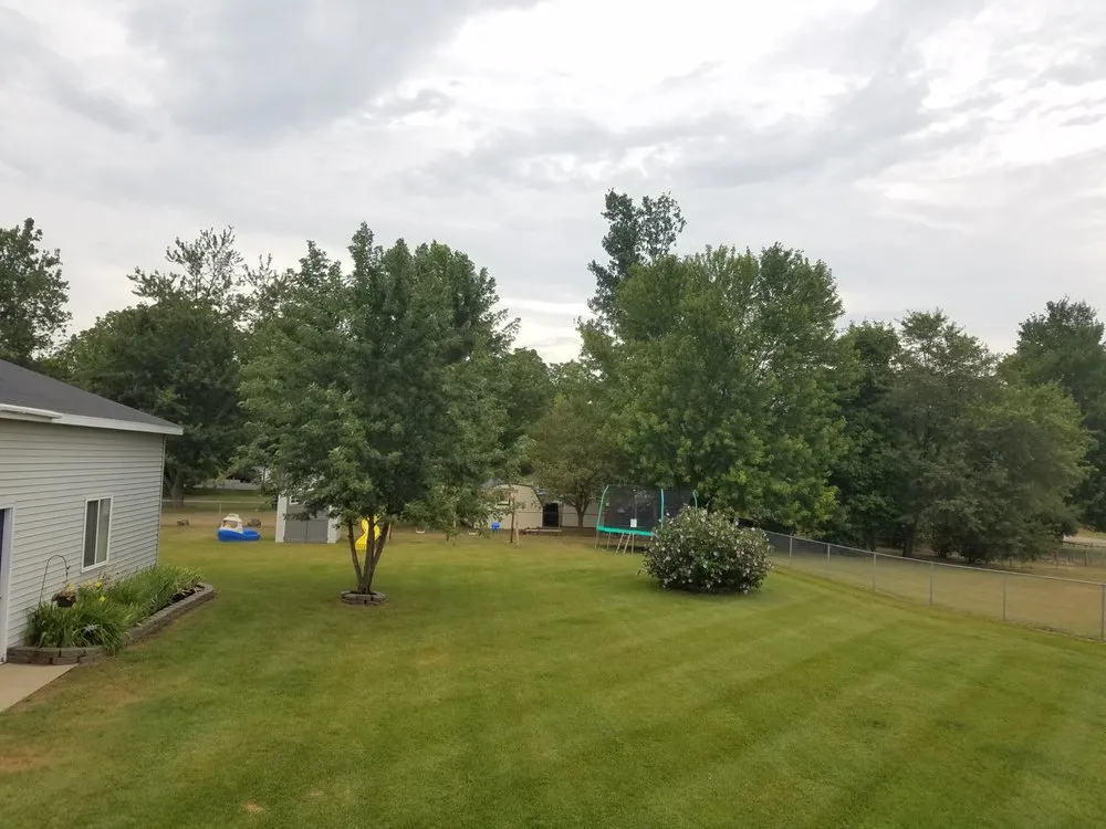 Trusted garden landscaping experts serving Hastings, MI - R&H Tractor Services