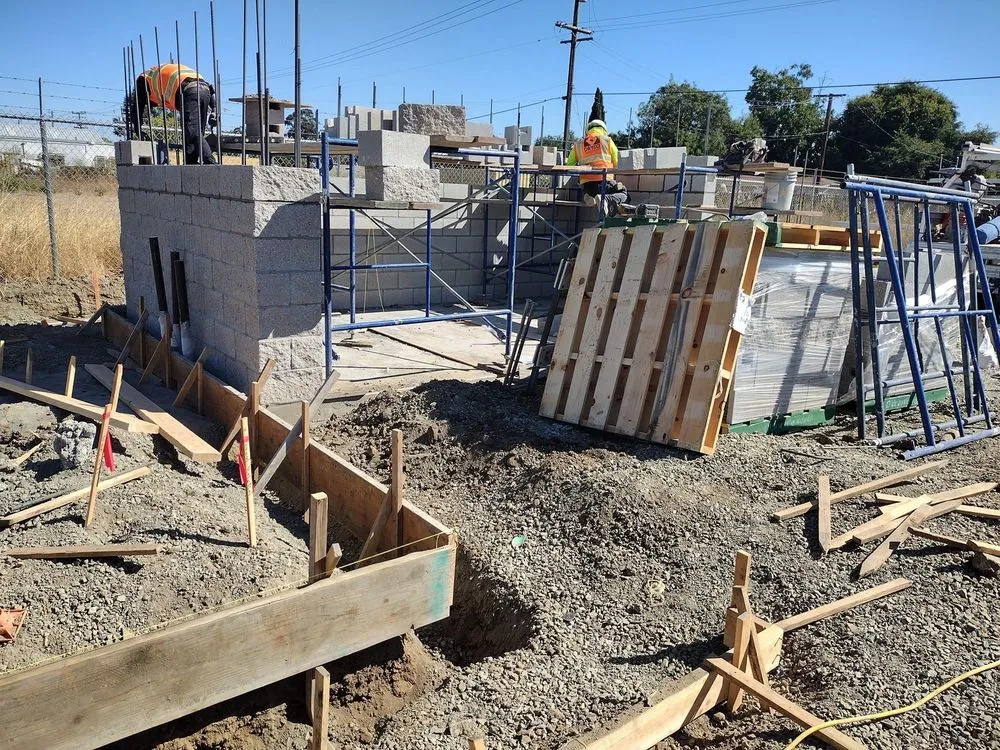 Professional residential landscaping for year-round maintenance in Antioch, CA by RHD Landscaping