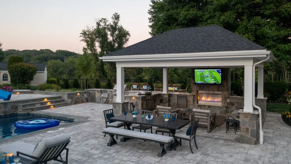 Expert garden landscaping in Sykesville, MD by Rhine Landscaping