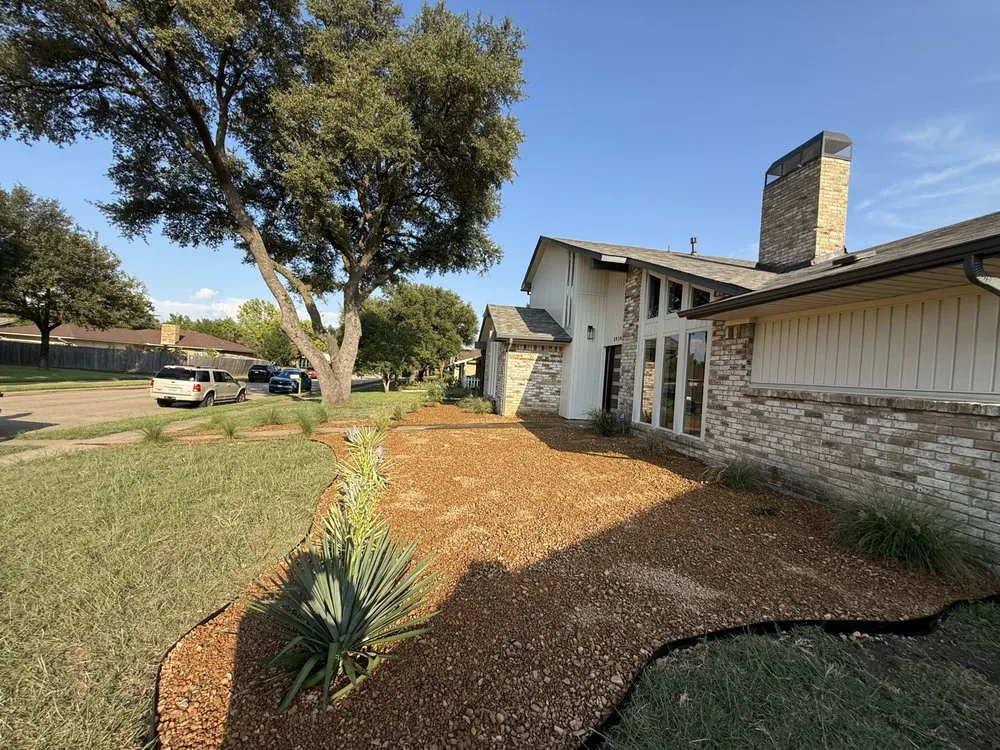 Reliable garden landscaping in Plano, TX by Rhino Pro Service