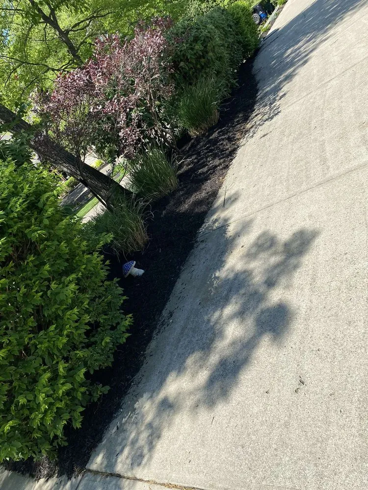 Local outdoor landscaping experts serving Liberty Township, OH - Rhinos Landscaping