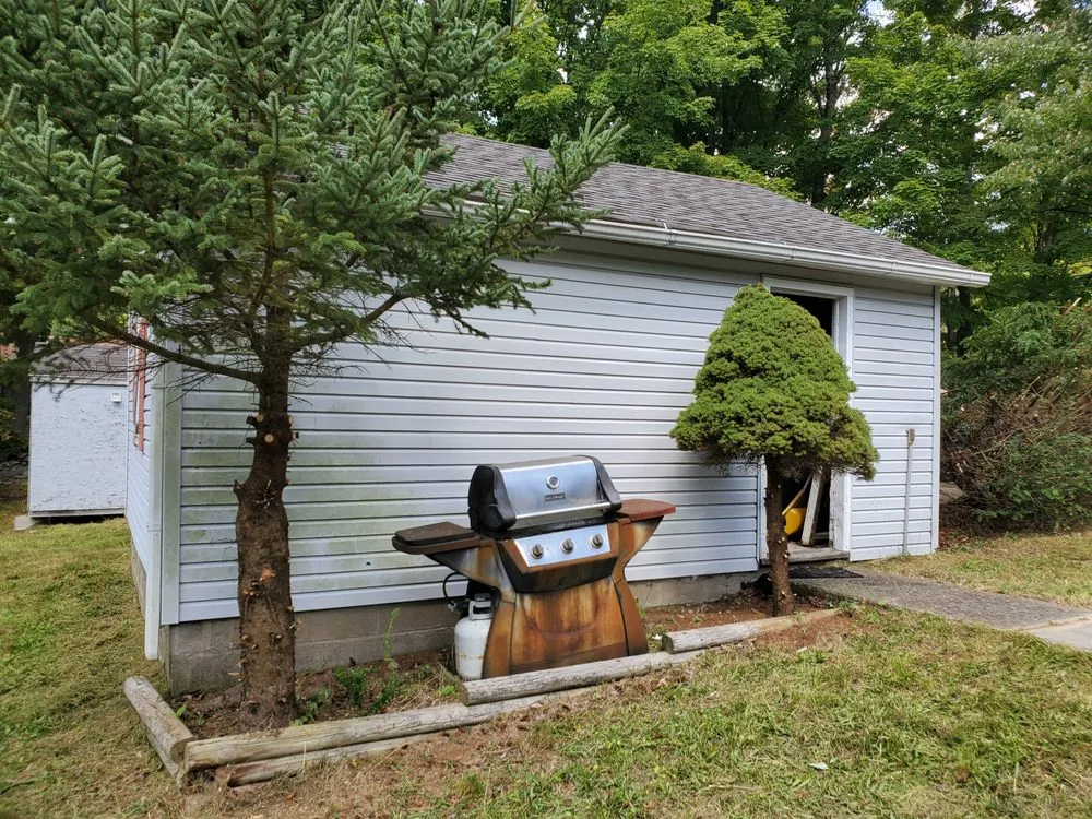 Professional garden landscaping in Staatsburg, NY - Rhino's Outdoor Services