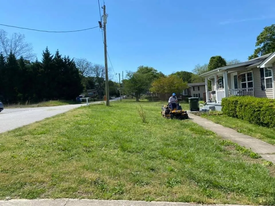 Affordable garden landscaping in Rolla, MO - Rhinoz Lawncare & Landscaping