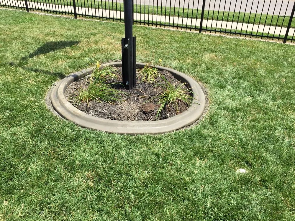Professional yard maintenance in South Webster, OH - Rhoads Crete Enterprises