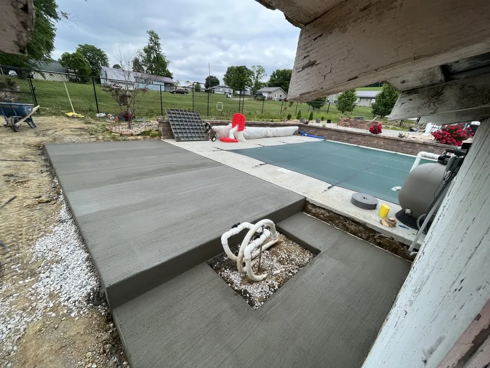 Reliable garden landscaping in South Webster, OH by Rhoads Crete Enterprises