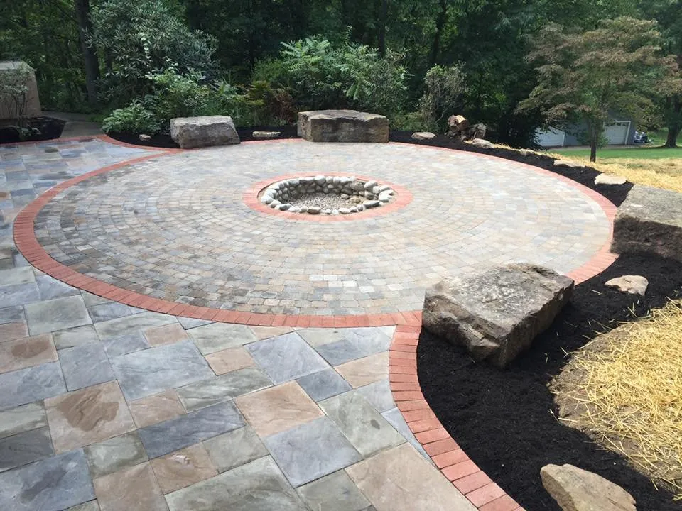 Affordable yard cleanup service experts serving Circleville, OH - Rhoads Garden Center