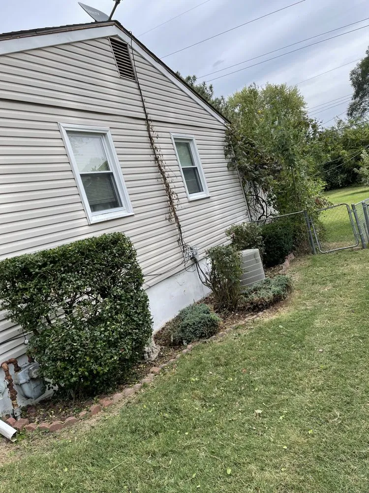 Expert yard cleanup service in Belton, MO by Rhyno Lawn Pros