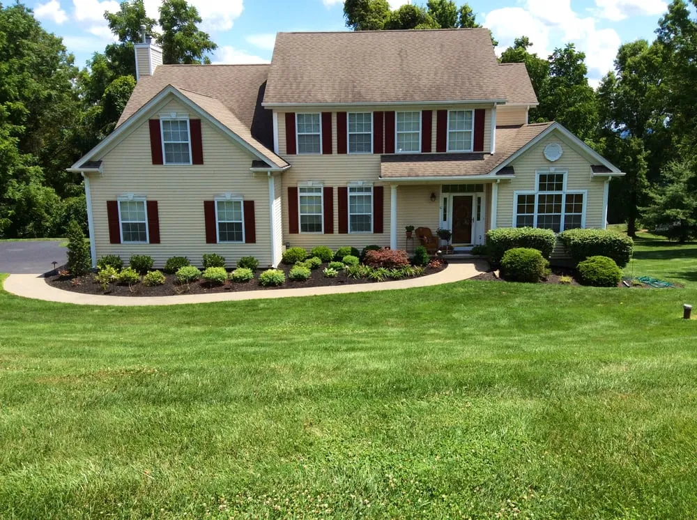Professional garden landscaping in Lambertville, NJ - Ribsam's Landscapes