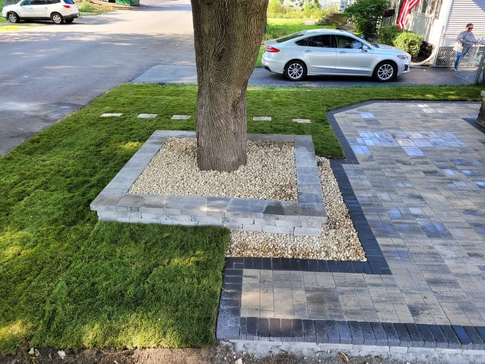 Top-rated yard maintenance near you across Crest Hill, IL - Ricardo Quiroz Landscaping