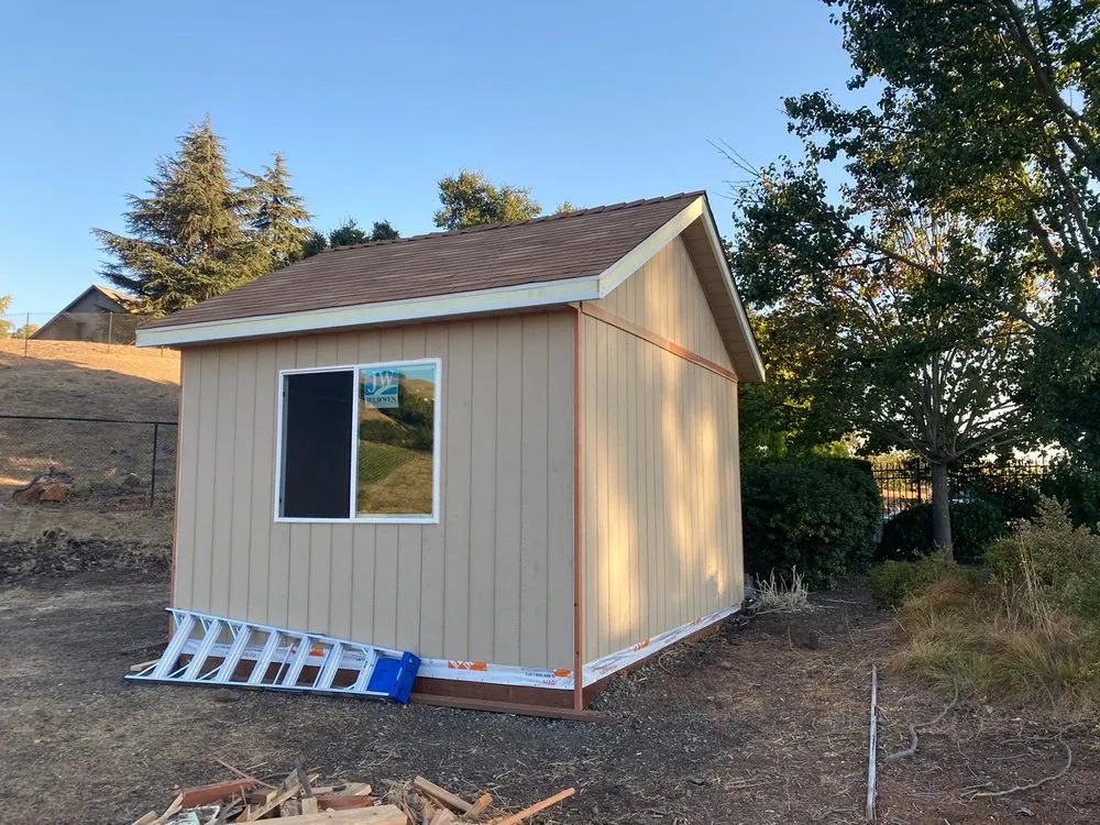 Affordable yard maintenance in Clovis, CA - Ricardo Reis