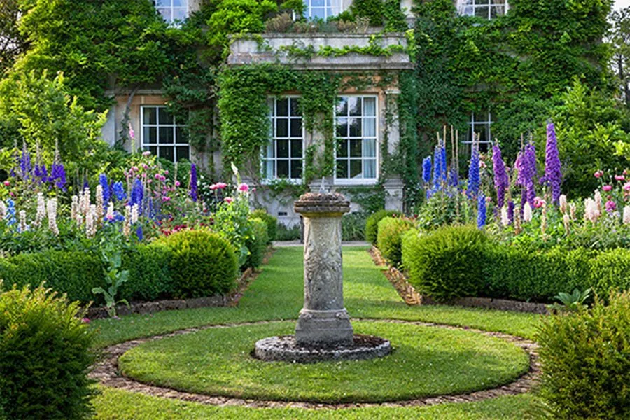 Custom residential landscaping experts serving Gilroy, CA - Ricardo's Landscaping