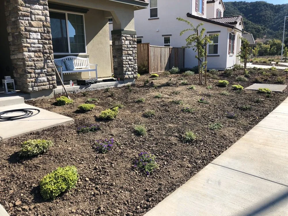 Custom outdoor landscaping in Gilroy, CA - Ricardo's Landscaping