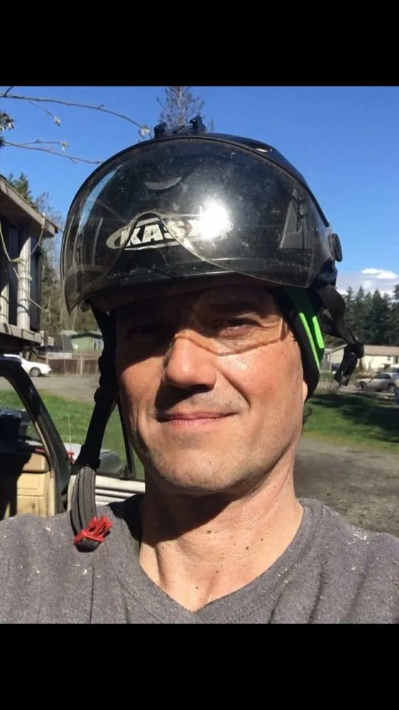 Top-rated yard cleanup service for year-round maintenance across Deming, WA - Rich Ternan Tree Service