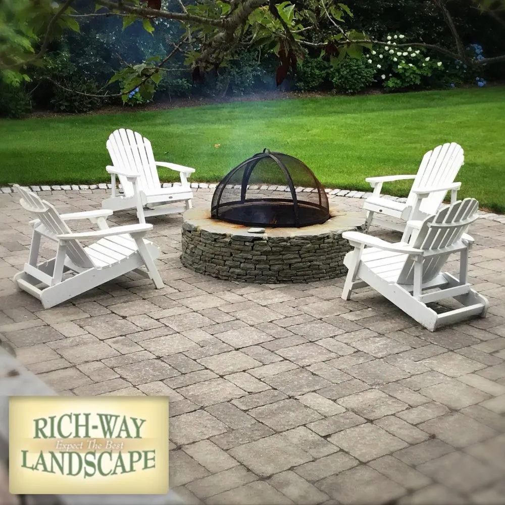 Custom landscape design in Collierville, TN - Rich-Way Landscape
