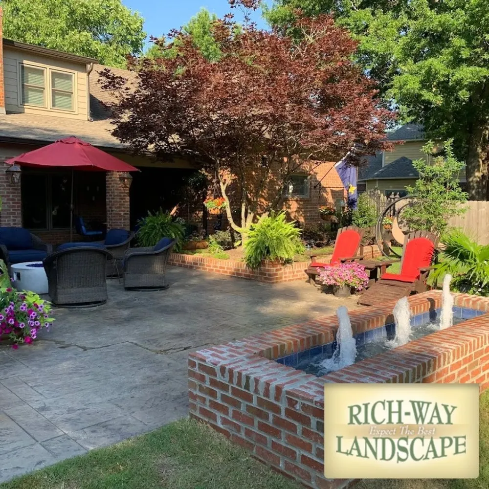 Trusted yard cleanup service in Collierville, TN - Rich-Way Landscape