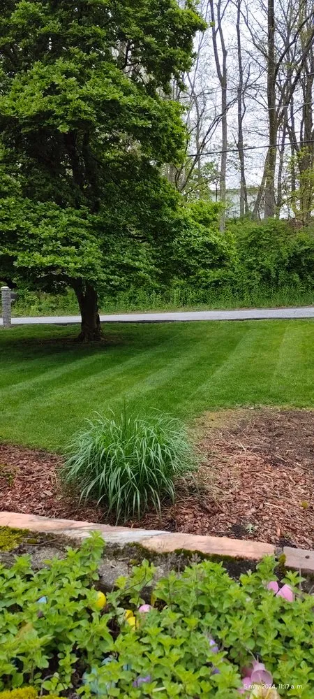 Custom residential landscaping in Yonkers, NY by Richard A&M Landscaping