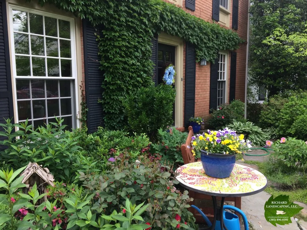 Trusted landscape installation for year-round maintenance in Bethesda, MD by Richard Landscaping