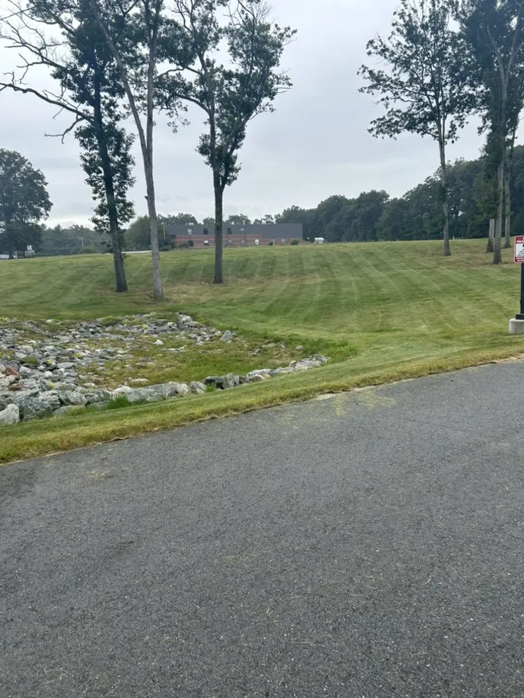 Expert residential landscaping for homes in Woodstock, CT by Richard Leone Landscaping Service’s