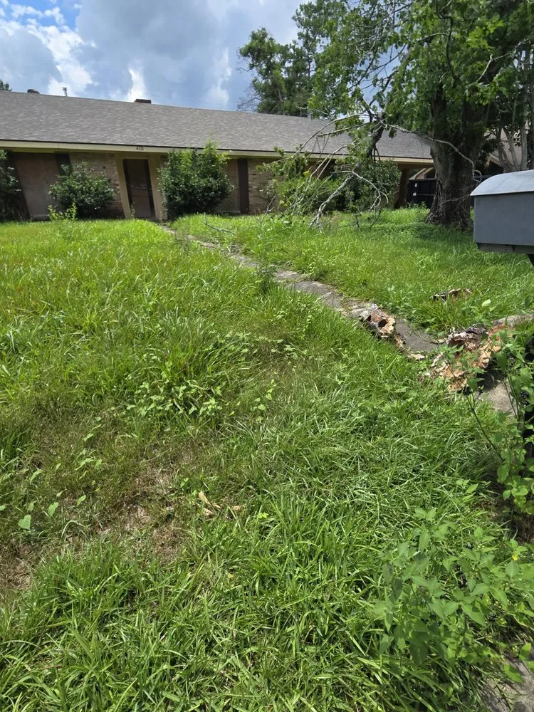 Affordable residential landscaping in Saint Martinville, LA - Richards Cleaning & Lawn Care