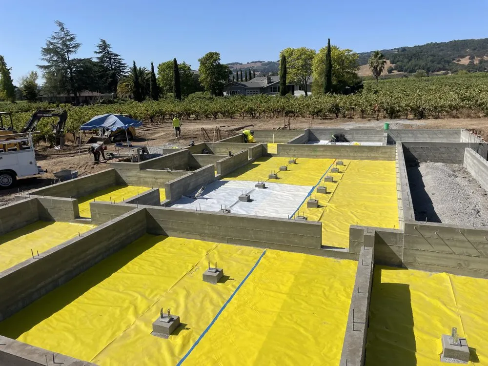 Reliable lawn mowing service in Sonoma, CA - Richards Concrete Construction