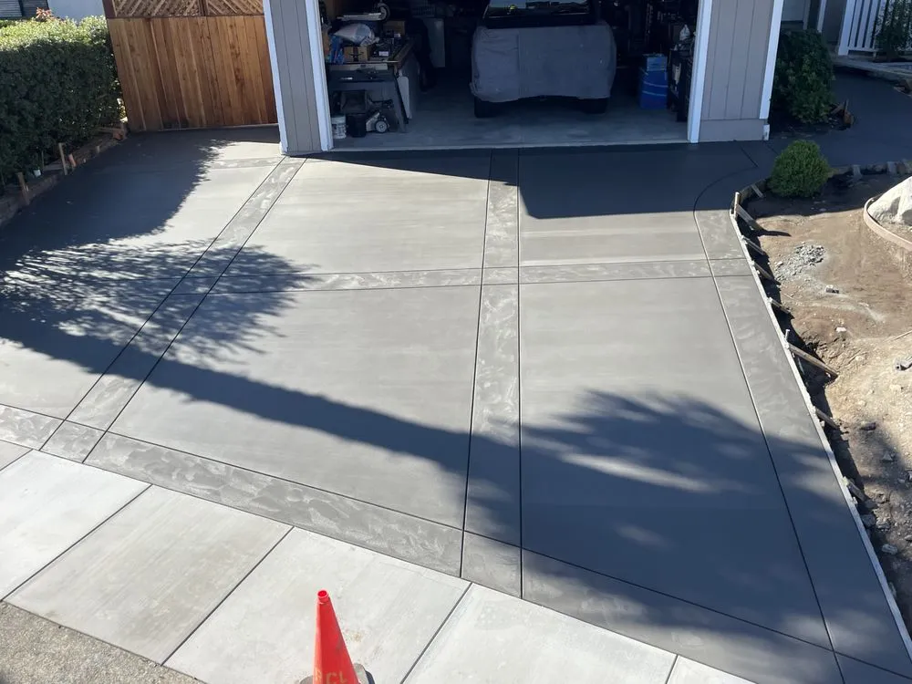 Expert yard maintenance for outdoor upgrades in Sonoma, CA by Richards Concrete Construction