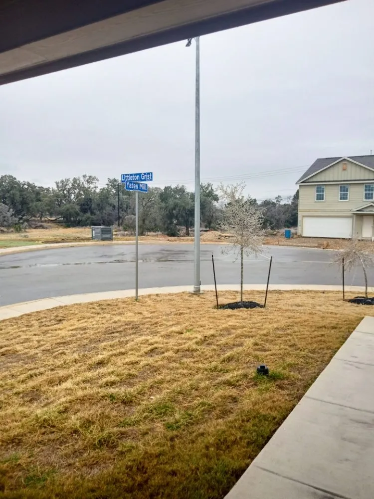 Trusted yard cleanup service experts serving San Antonio, TX - Richards Happy Lawn