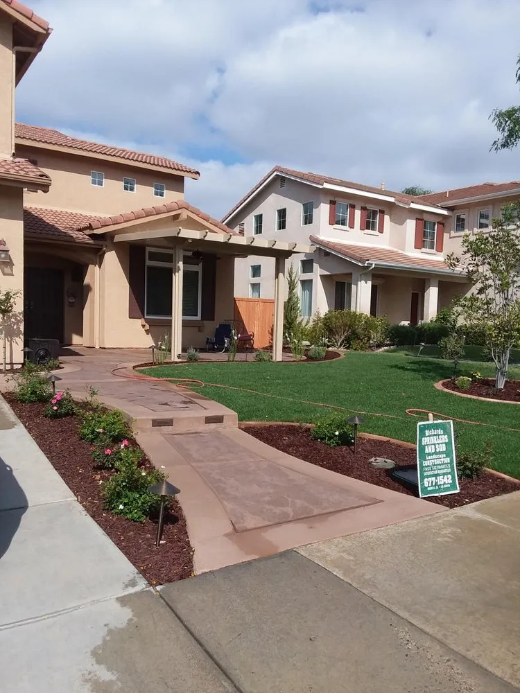 Expert residential landscaping experts serving Murrieta, CA - Richard's landscape construction