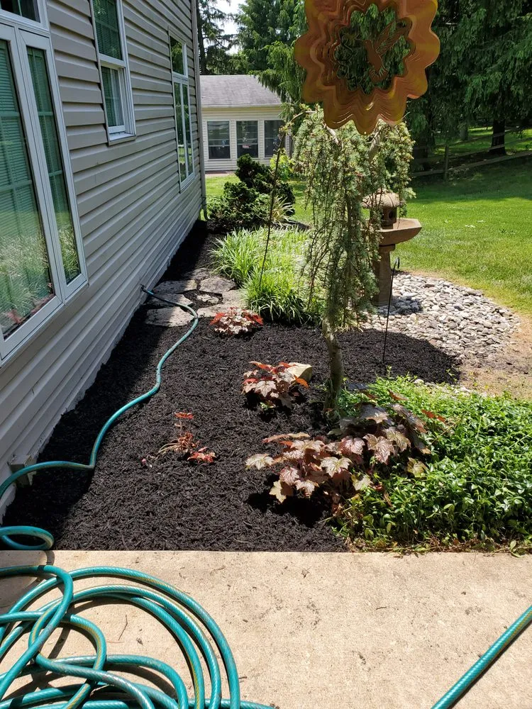 Custom yard cleanup service in Norristown, PA - Richards Landscaping & Lawn Care