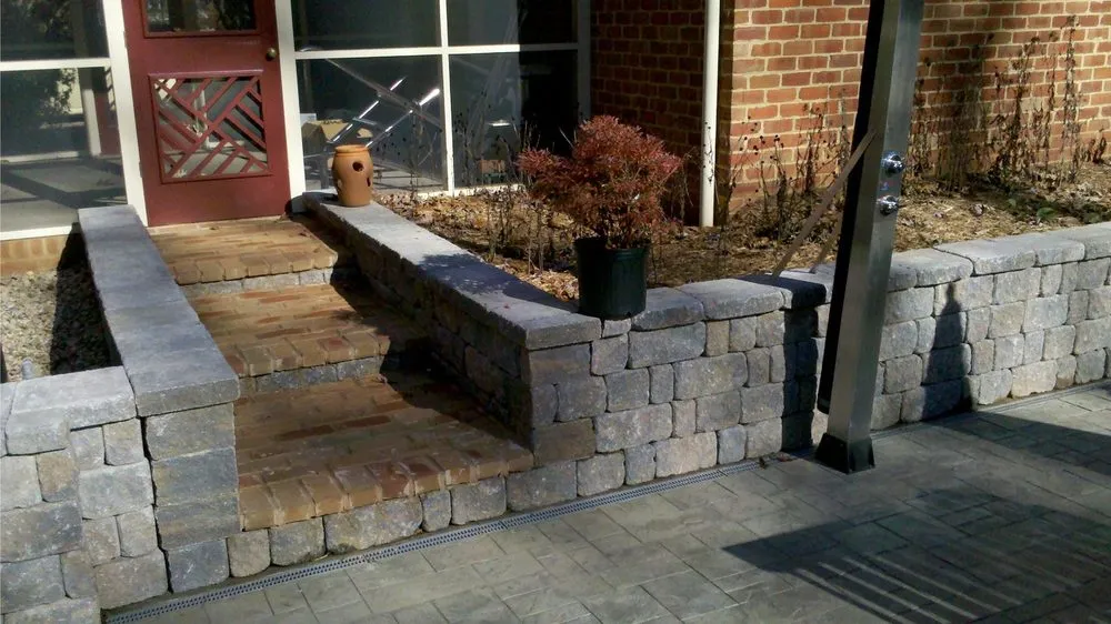 Reliable outdoor landscaping experts serving Daleville, VA - Richards Landscaping