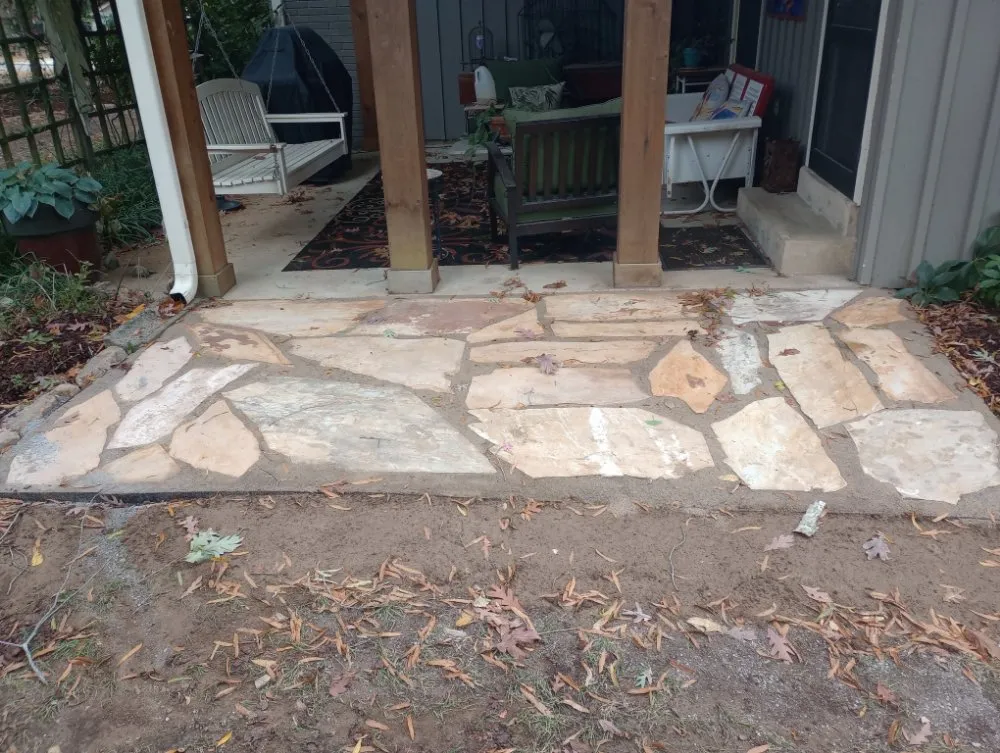 Reliable lawn mowing service in Paris, TN - Richards Landscaping