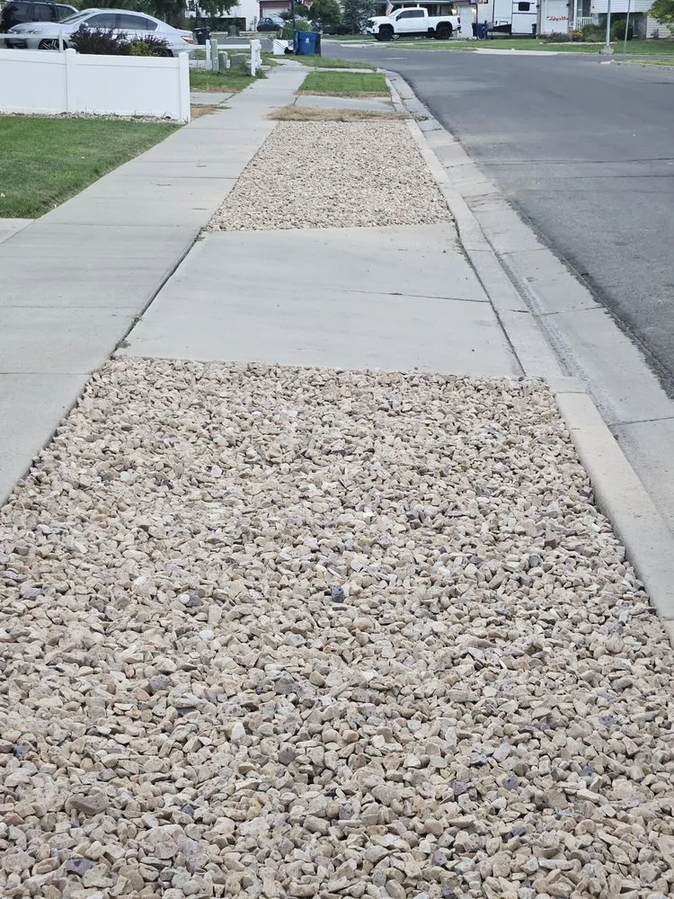 Local yard cleanup service in Salem, UT by Richards Landscaping