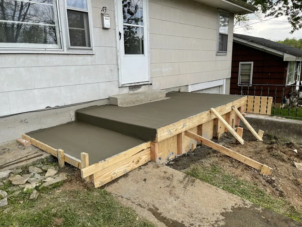 Trusted yard maintenance for outdoor upgrades across Richmond, KY - Richards Lawn and More