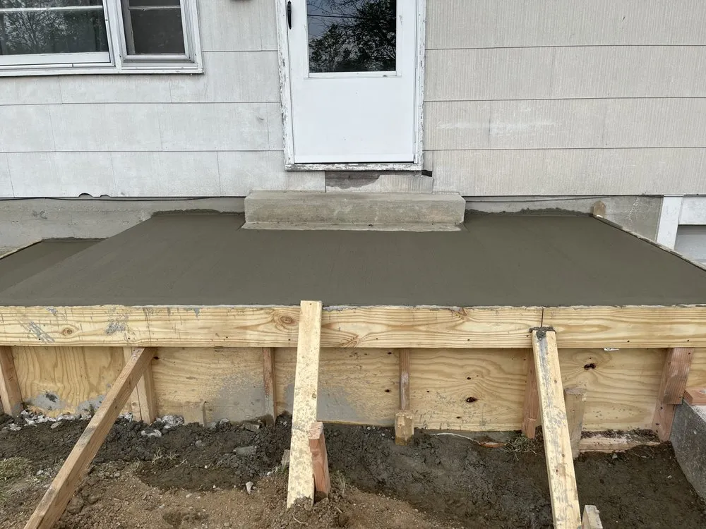 Local lawn mowing service for beautiful yards across Richmond, KY - Richards Lawn and More