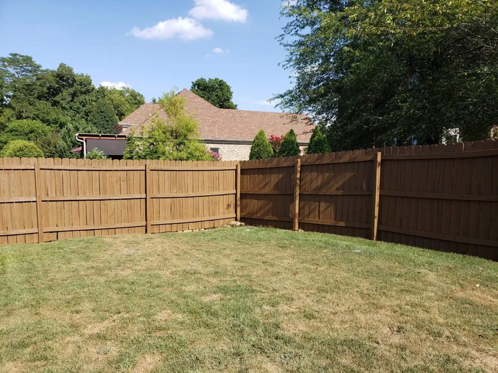 Affordable landscaping services in Louisville, KY by Richards Lawn Care