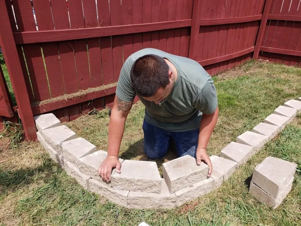 Top-rated yard maintenance for year-round maintenance in Louisville, KY by Richards Lawn Care