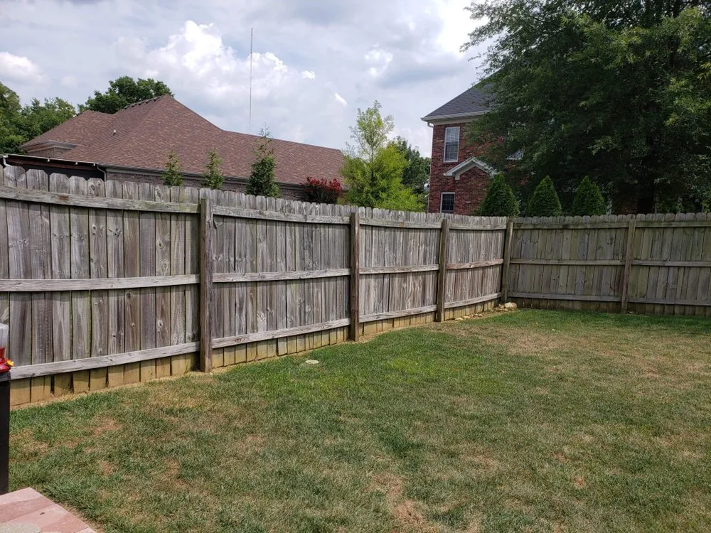 Top-rated landscaping services in Louisville, KY - Richards Lawn Care