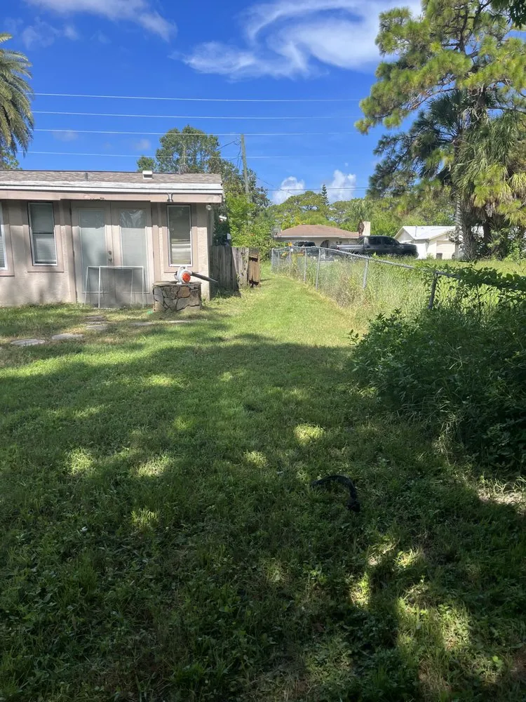 Reliable landscape design for year-round maintenance in New Prt Rchy, FL by Richards Lawn Care