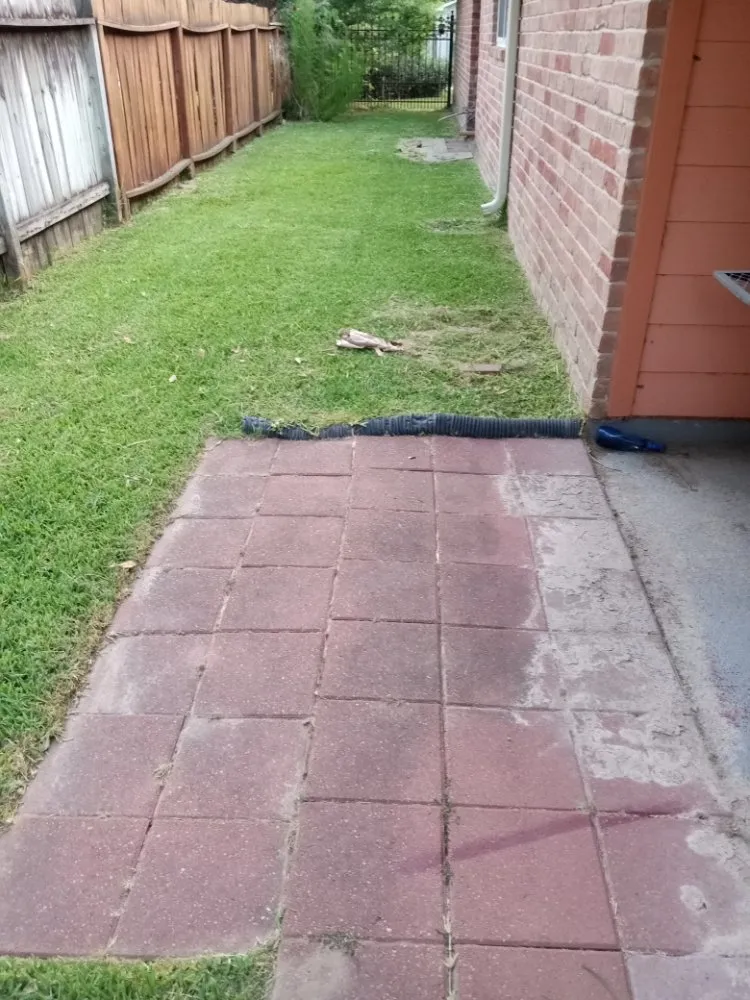 Local yard cleanup service for beautiful yards across Dayton, TX - Richard's Lovely Lawn Care