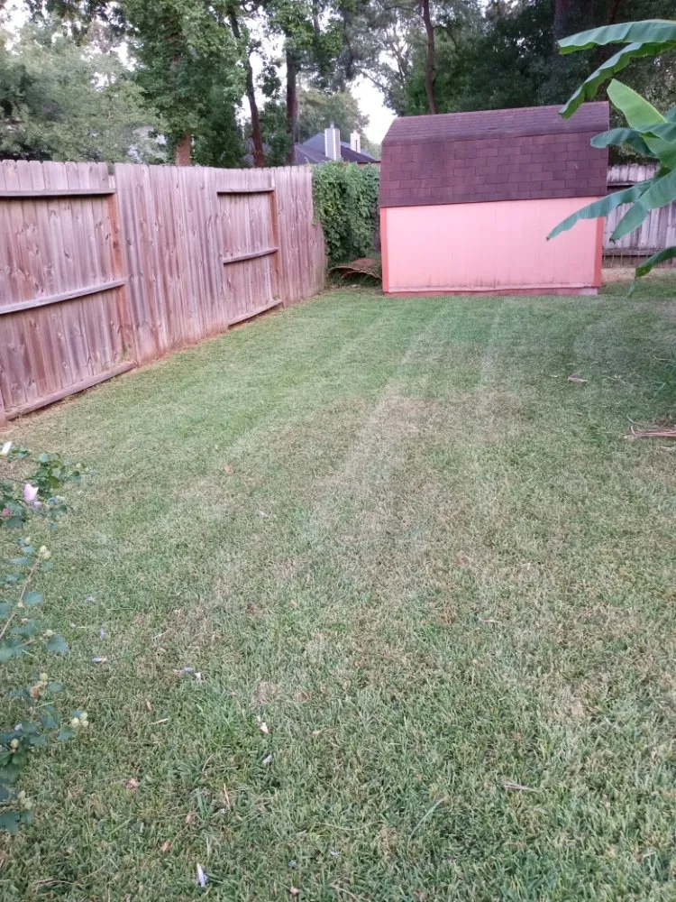 Reliable outdoor landscaping experts serving Dayton, TX - Richard's Lovely Lawn Care
