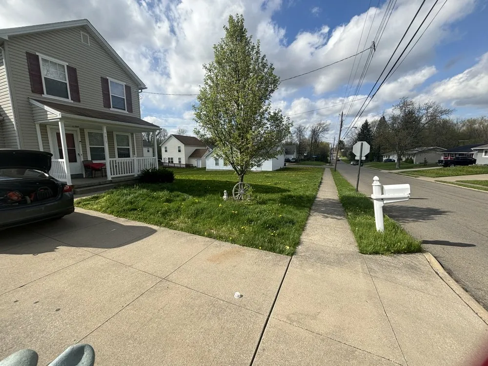 Reliable garden landscaping experts serving Canton, OH - Richards Reliable Sources