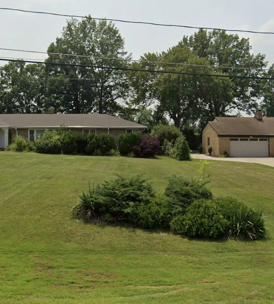 Local yard cleanup service in Cleveland, OH by Richards Your Outdoor Connection