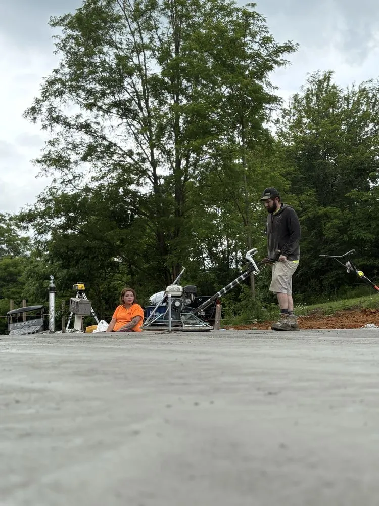 Custom yard cleanup service in Cub Run, KY by Richardson Concrete Construction