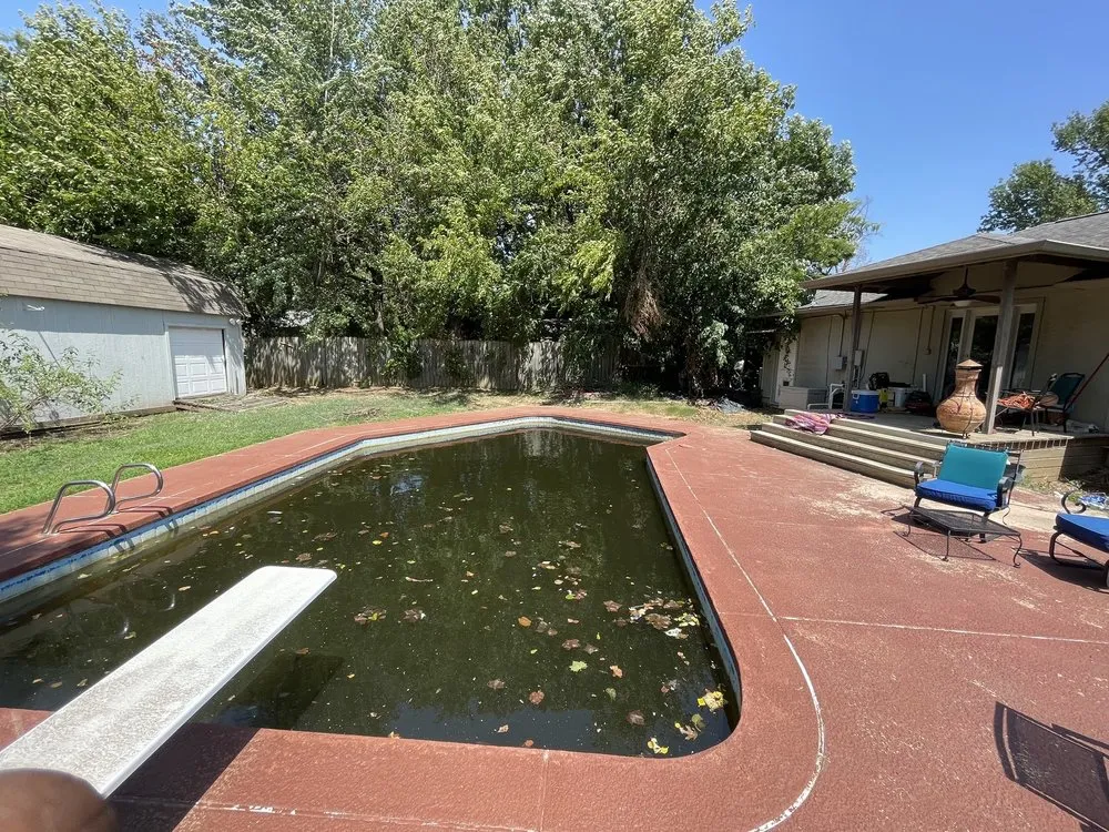 Reliable lawn care service for residential properties in Owasso, OK by Richardson's Family Lawn Service