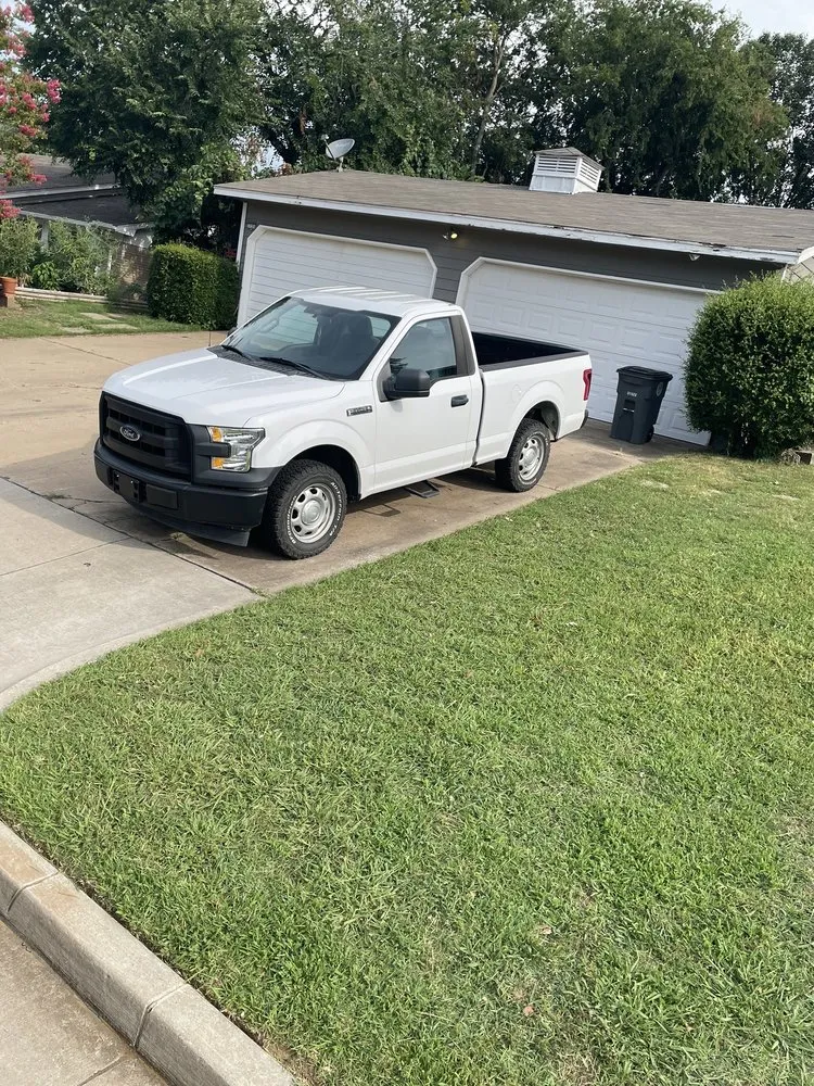Top-rated yard cleanup service in Owasso, OK - Richardson's Family Lawn Service
