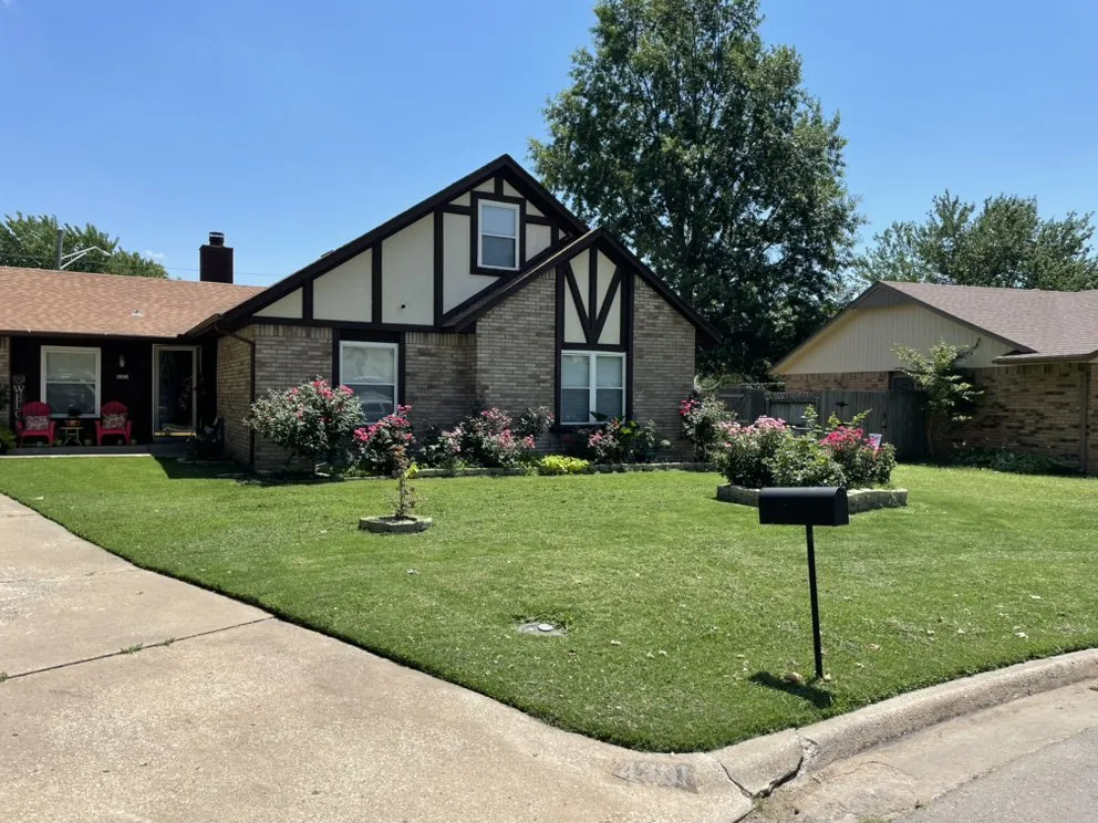 Reliable residential landscaping for homes in Owasso, OK by Richardson's Family Lawn Service